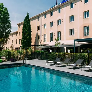 3* מלון Escale Oceania